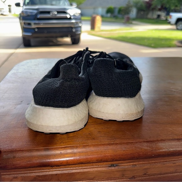 Adidas Women's Senseboost Go Running Shoe. - Picture 2 of 5